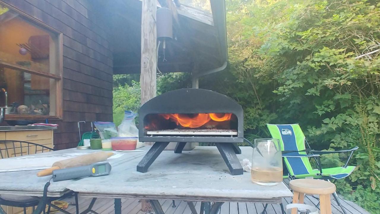 Nettles Farm Hotel Lummi Island Bagian luar foto
